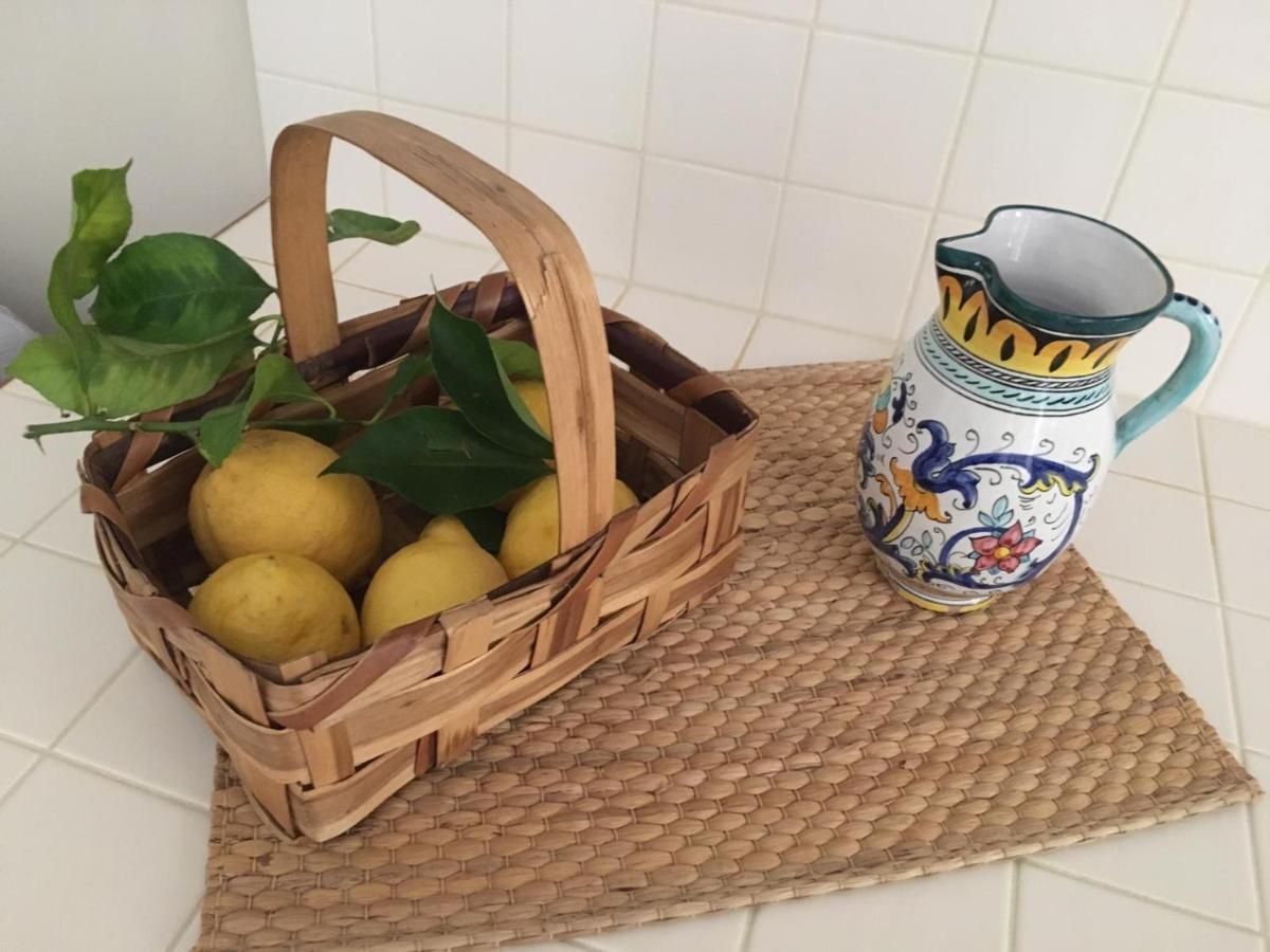 Da zio Totò Acomodação com café da manhã Scilla Exterior foto
